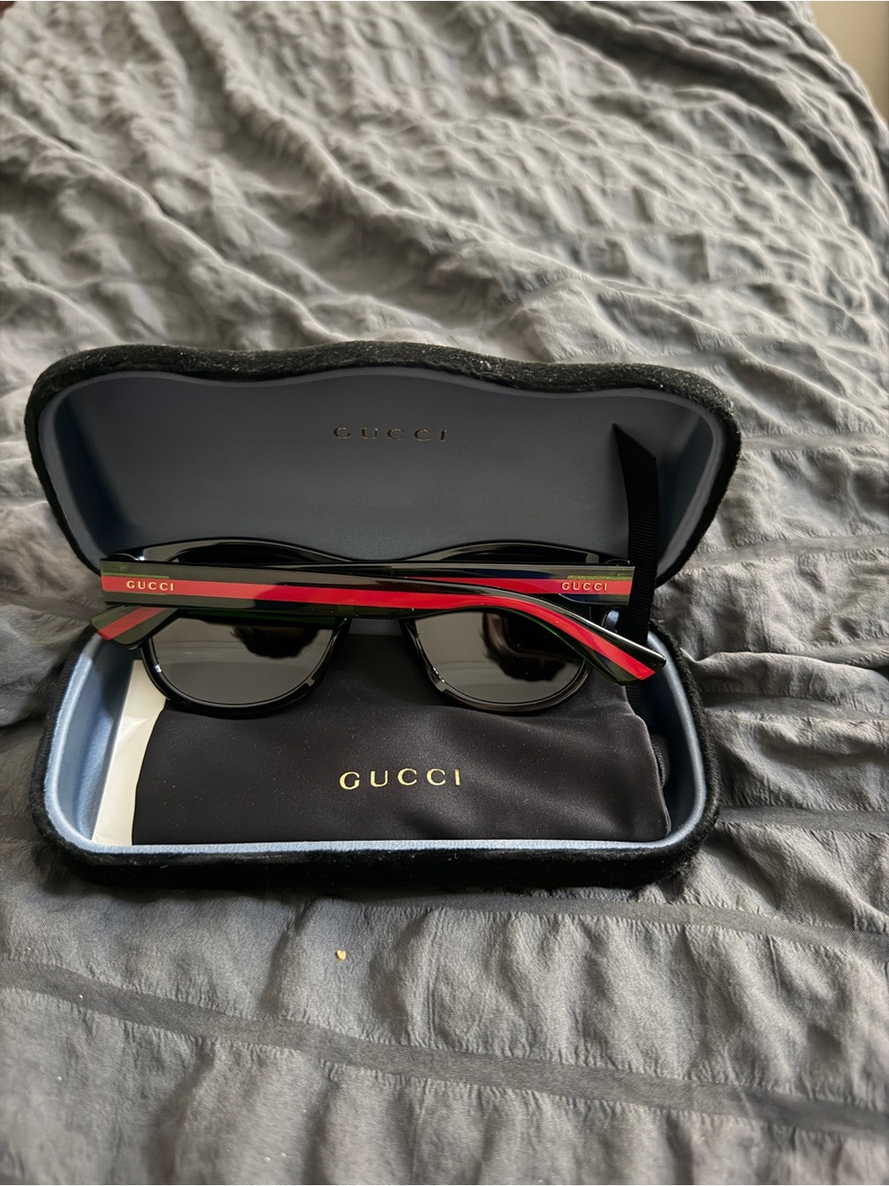 Gucci Black Sunglasses Green Red Web Stripe w/ Case & Authenticity Card
